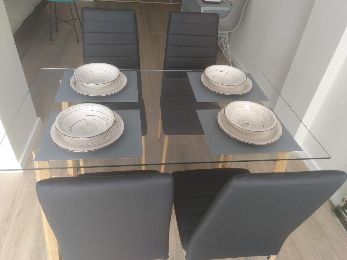 Apartamento Moderno De 70 Metros A 300 Metros De La Playa Valencia Eksteriør billede